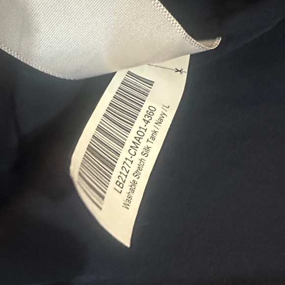 Quince Washable Silk Tank in Navy - Picture 4 of 5